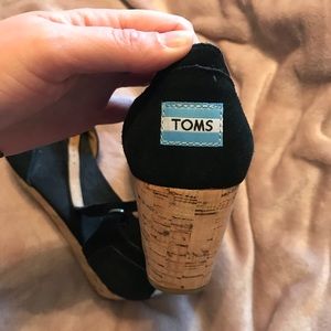 Toms platform sandals